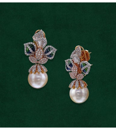 South Sea Pearl gold with Diamond Flower Stud Earrings