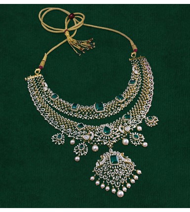 Diamond Emerald and Southsea pearls Necklace