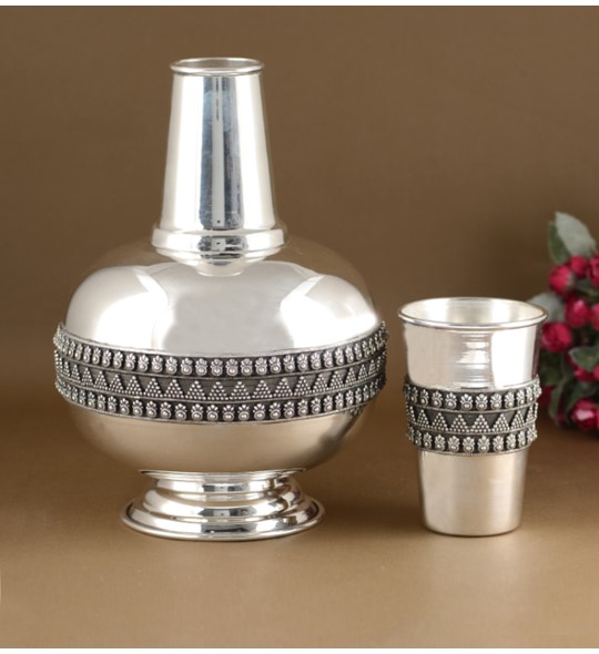 Silver Pot with Glass