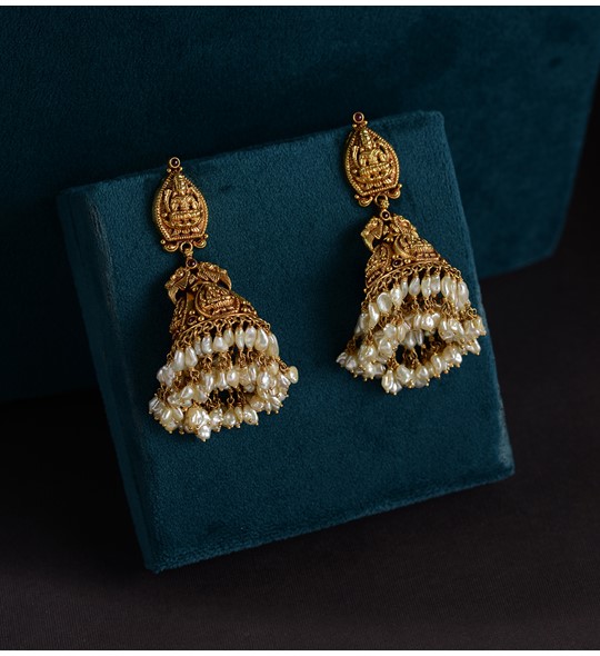 Gold Jhumka with Keshi Pearls