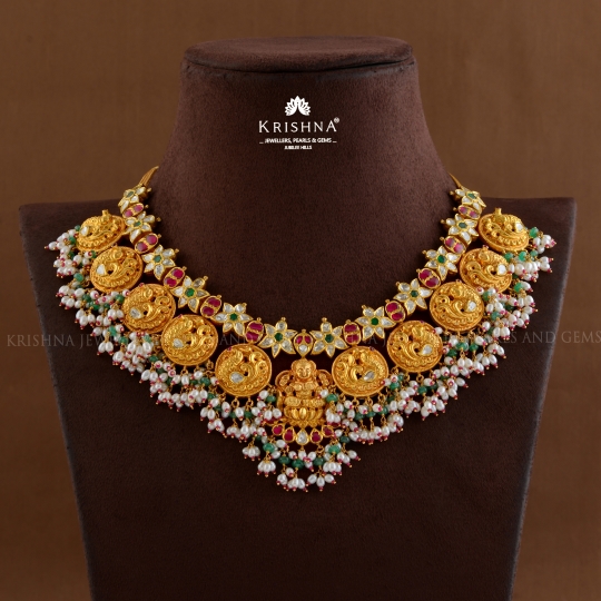 Floral & Kasula Gold Necklace