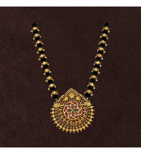 Thread hot sale necklace gold