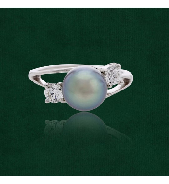 Pearl and Diamond Finger Ring