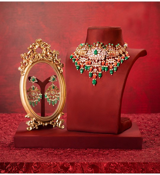 Exuberant Kundan Necklace Sets