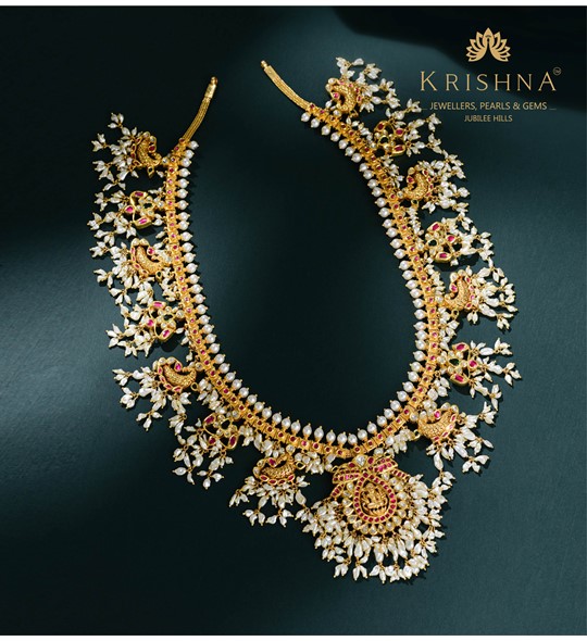 Intricate Peacock Pattern Kundan Necklace