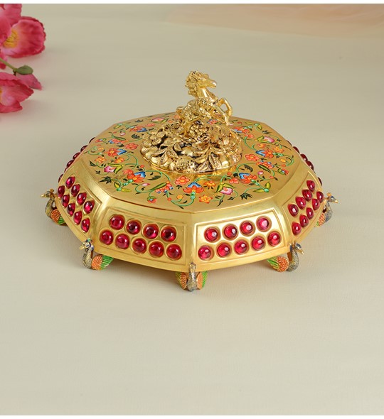 Silver Paan Dhaan in Peacock & Horse Motif