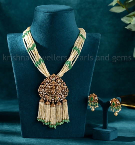 Small Pearl  Necklace Sets with Gold Pendant in Krishna Motif