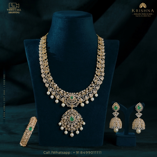 Statement diamond necklace sets