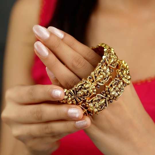 Goddes Lakshmi Gold Bangles