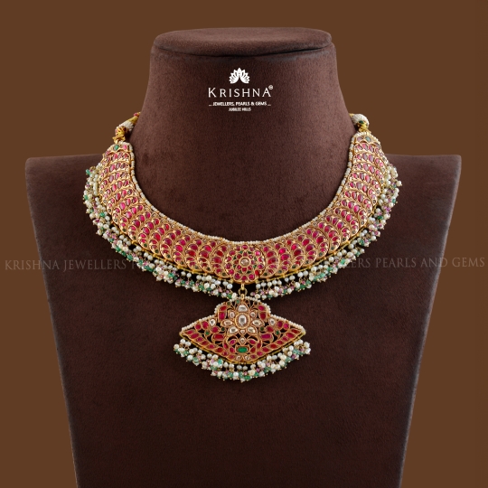 Majestic Traditional Gold  Kundan Choker