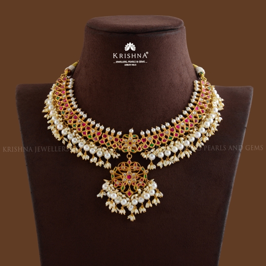 Guttapusalu & Gold Kanti Necklace