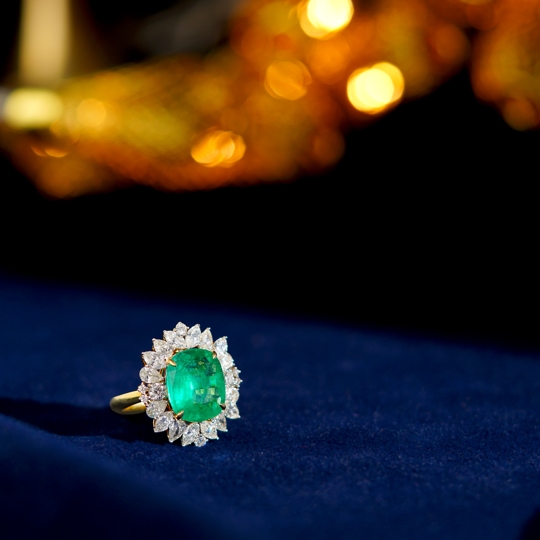 Emerald Marquise Diamond Ring