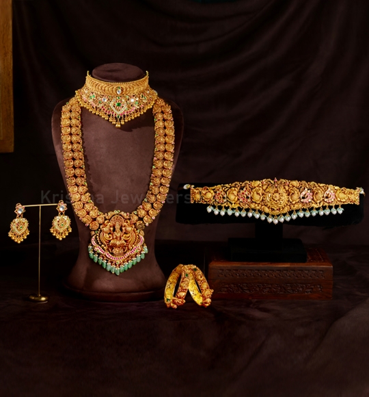 Traditional 22K Gold Bridal Jewellery Set Haar, Choker, Earrings and Vaddanam
